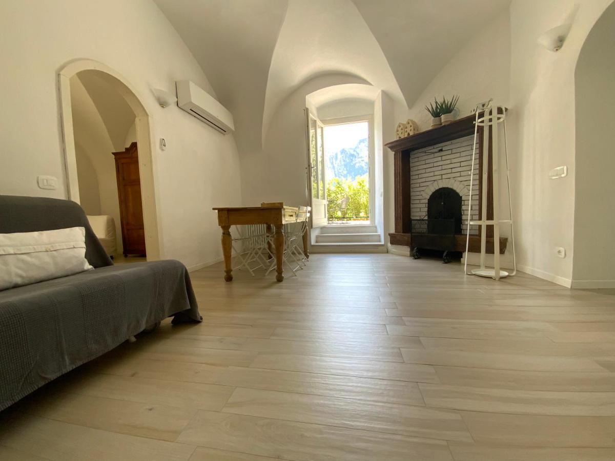 Verdepiano Bed & Camping Riva del Garda Kültér fotó