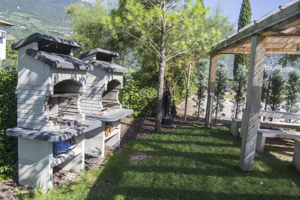 Verdepiano Bed & Camping Riva del Garda Kültér fotó