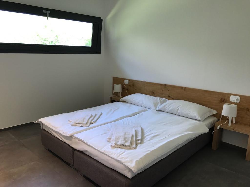 Verdepiano Bed & Camping Riva del Garda Kültér fotó
